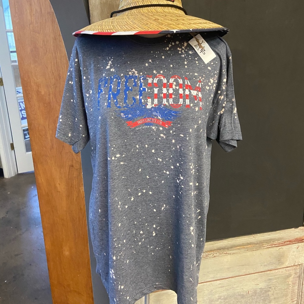 Tee shirt  FREEDOM. Bleached